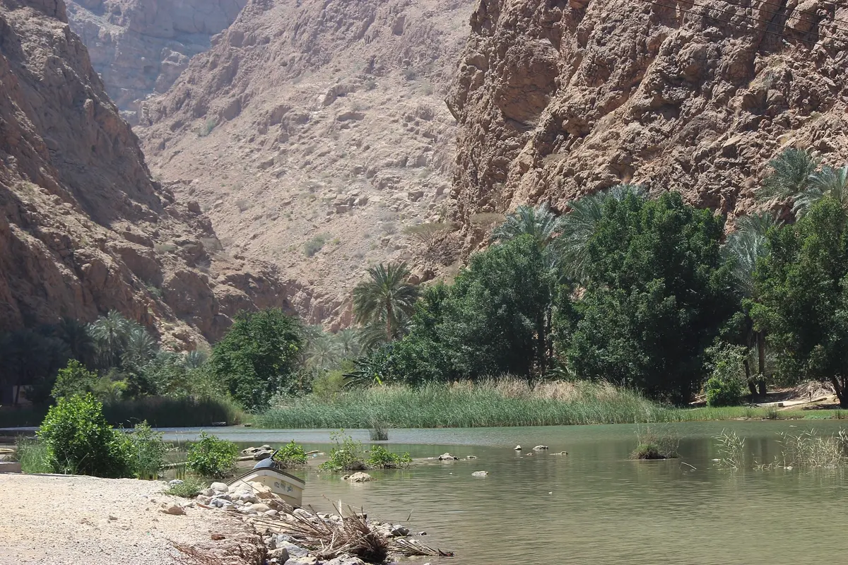 Wadi Shab in Oman – pleasant for hiking in January