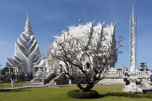 Der Weiße Tempel Wat Rong Khun bei Chiang Rai